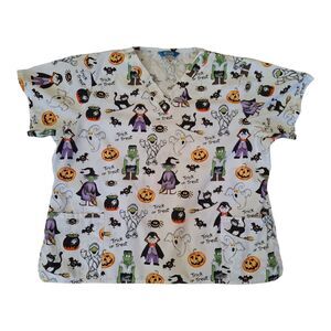 Halloween Scrub Top Women XXL White with whimsical print Cotton Blend